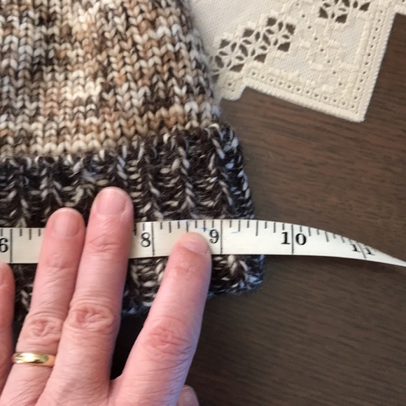 Eddie Bauer Beanie - Picture 5 of 6